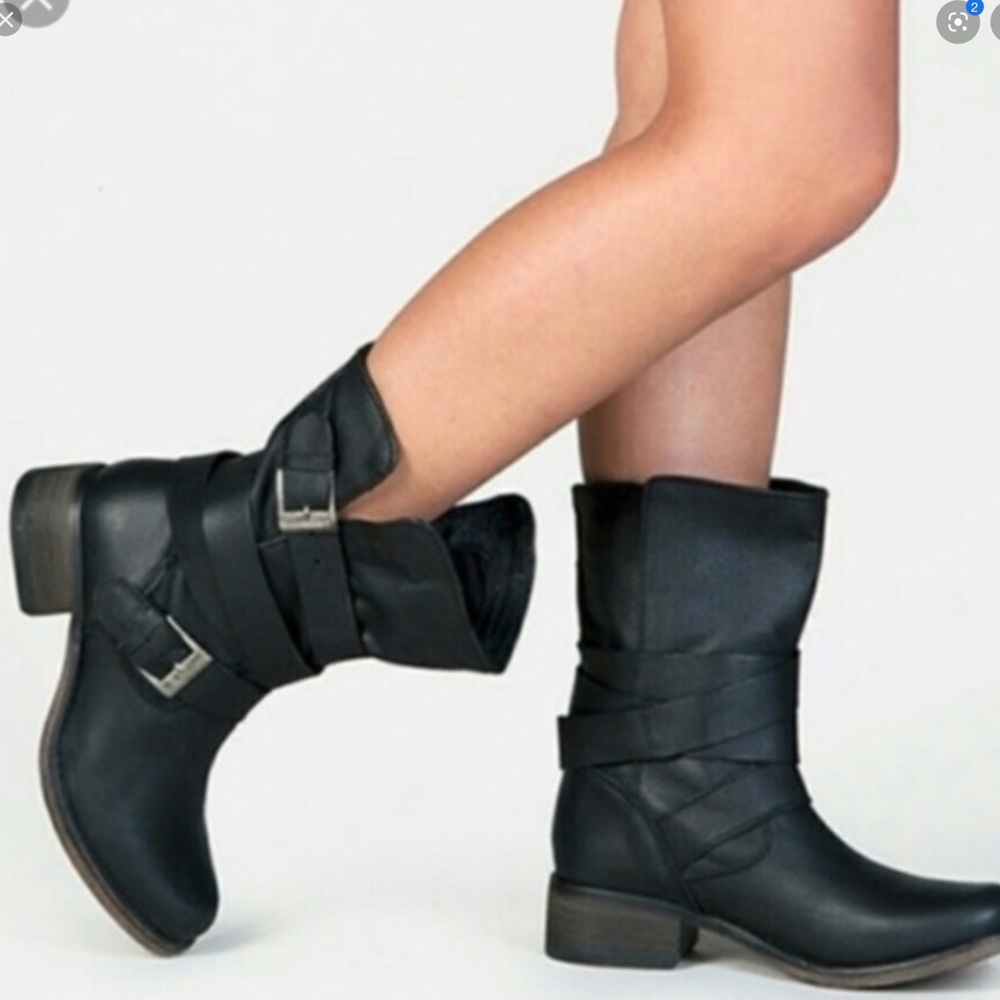 Steve Madden Leather Brewzzer Black Boots Size 8.5